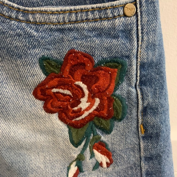 Blue Denim Shorts with Floral Embroidery - Picture 3 of 11
